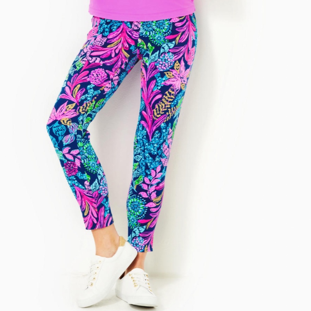 Lilly Pulitzer UPF 50+ Luxletic 28" Corso Pant Aegean Navy Calypso Coast Golf 4
